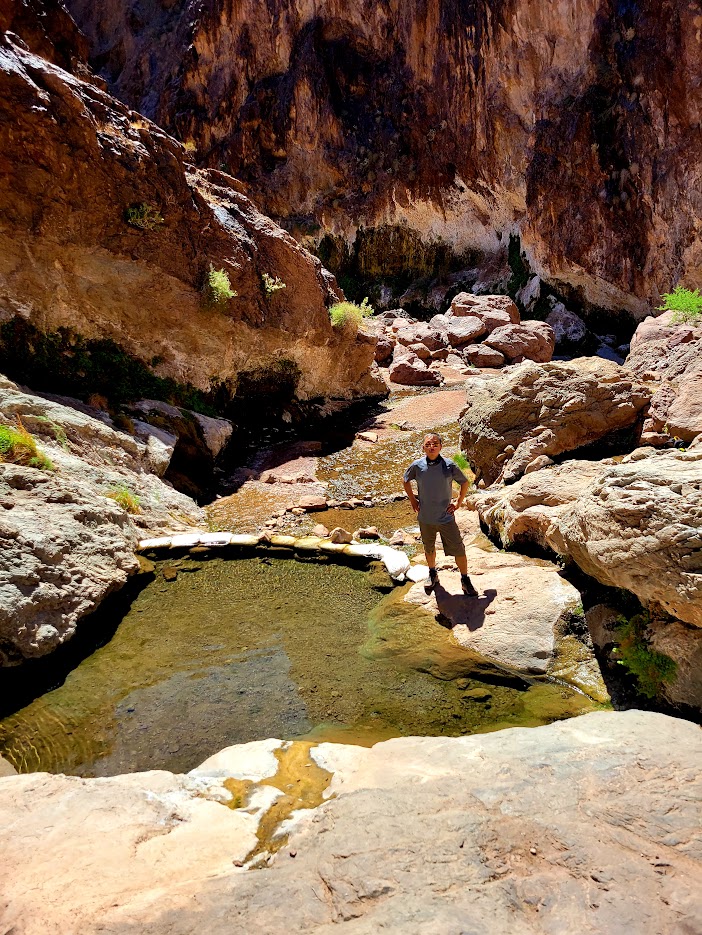Hot springs — photo 1